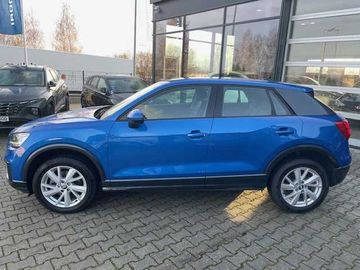 Fahrzeugabbildung Audi Q2 35 TFSI S tronic design LED AHZV PDC