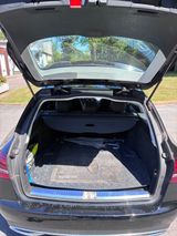 Mercedes-Benz C 300 d 4MATIC T Autom. - - Mercedes-Benz C 300 mit Diesel-Antrieb
