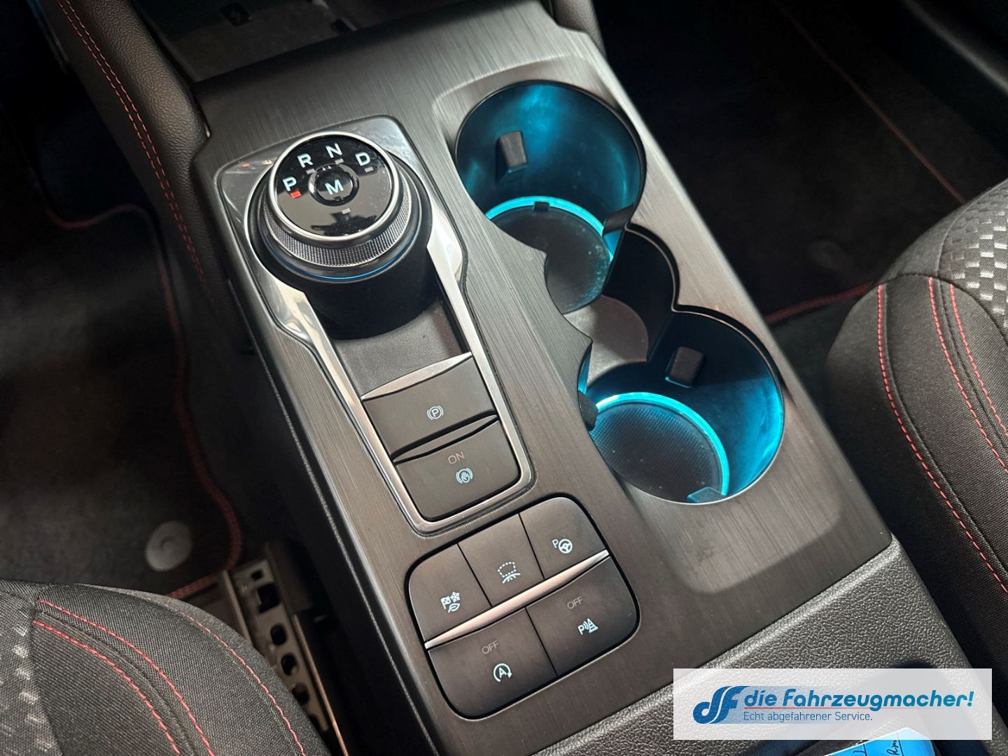 Fahrzeugabbildung Ford Kuga ST-Line 2.0 Navi Digitales Cockpit LED Blen