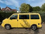 Volkswagen T4 Multivan 2.5 TDI 151 PS mit Campingausbau - Volkswagen T4: Camping