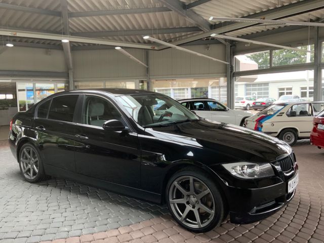 BMW 320 Baureihe 3 Lim. 320i