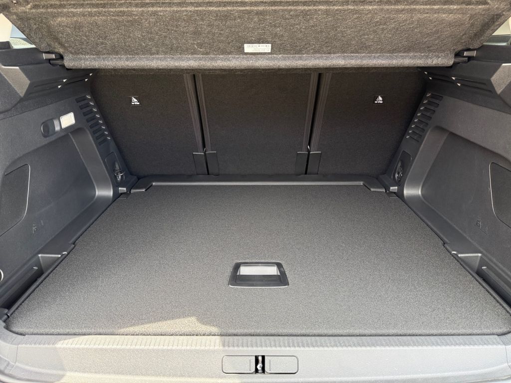 Fahrzeugabbildung Citroën C5 Aircross Hybrid 145 ë-DSC6 MAX