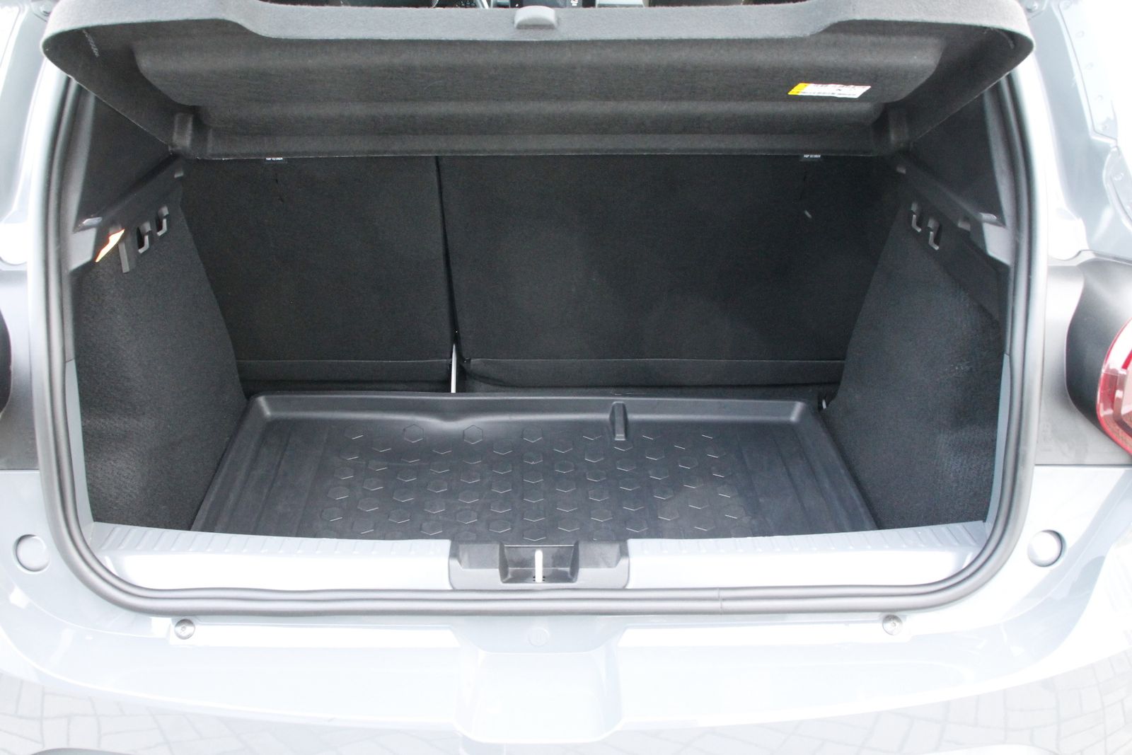 Fahrzeugabbildung Dacia Sandero Expression TCe 90 CVT