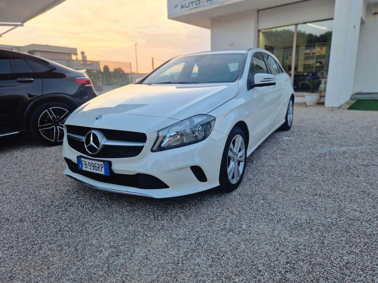 Mercedes-Benz A 200