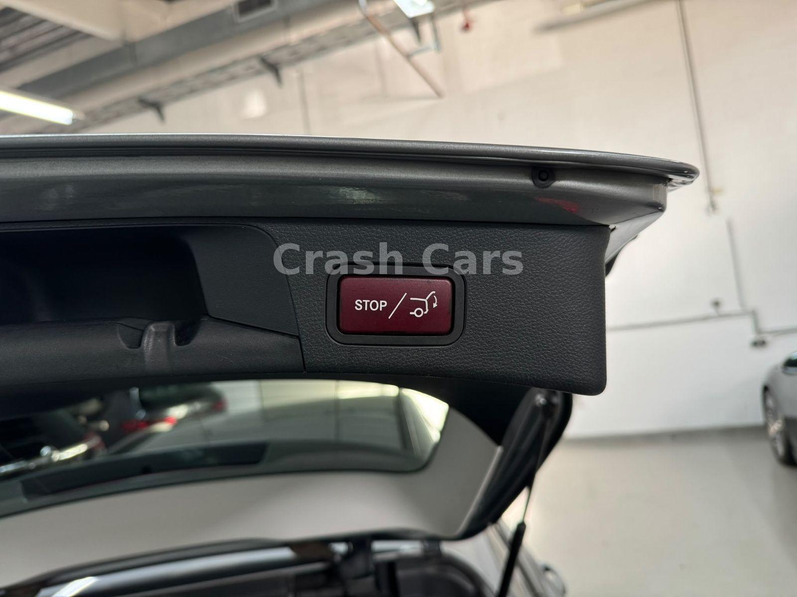 Mercedes-Benz C220 2015 — photo 28