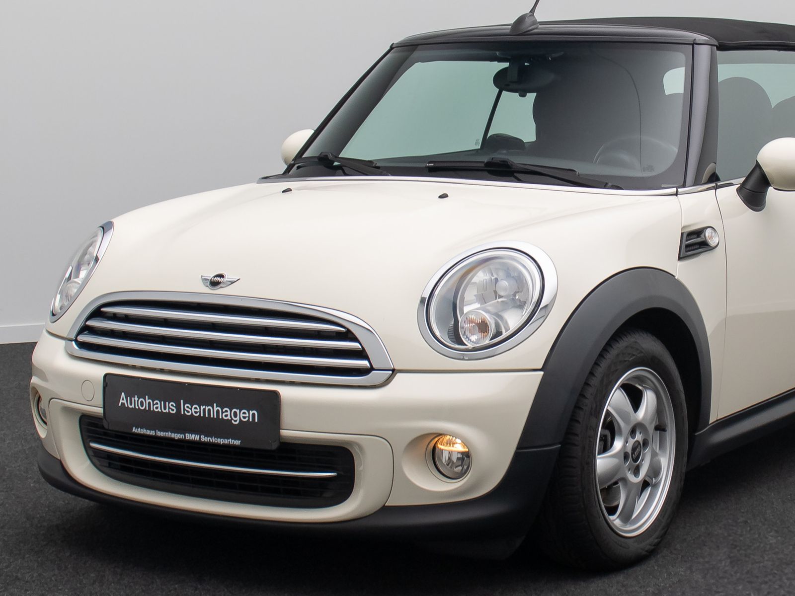 Fahrzeugabbildung MINI Cooper Cabrio PDC Lederlenkrad Sitzhzng MP3 LM