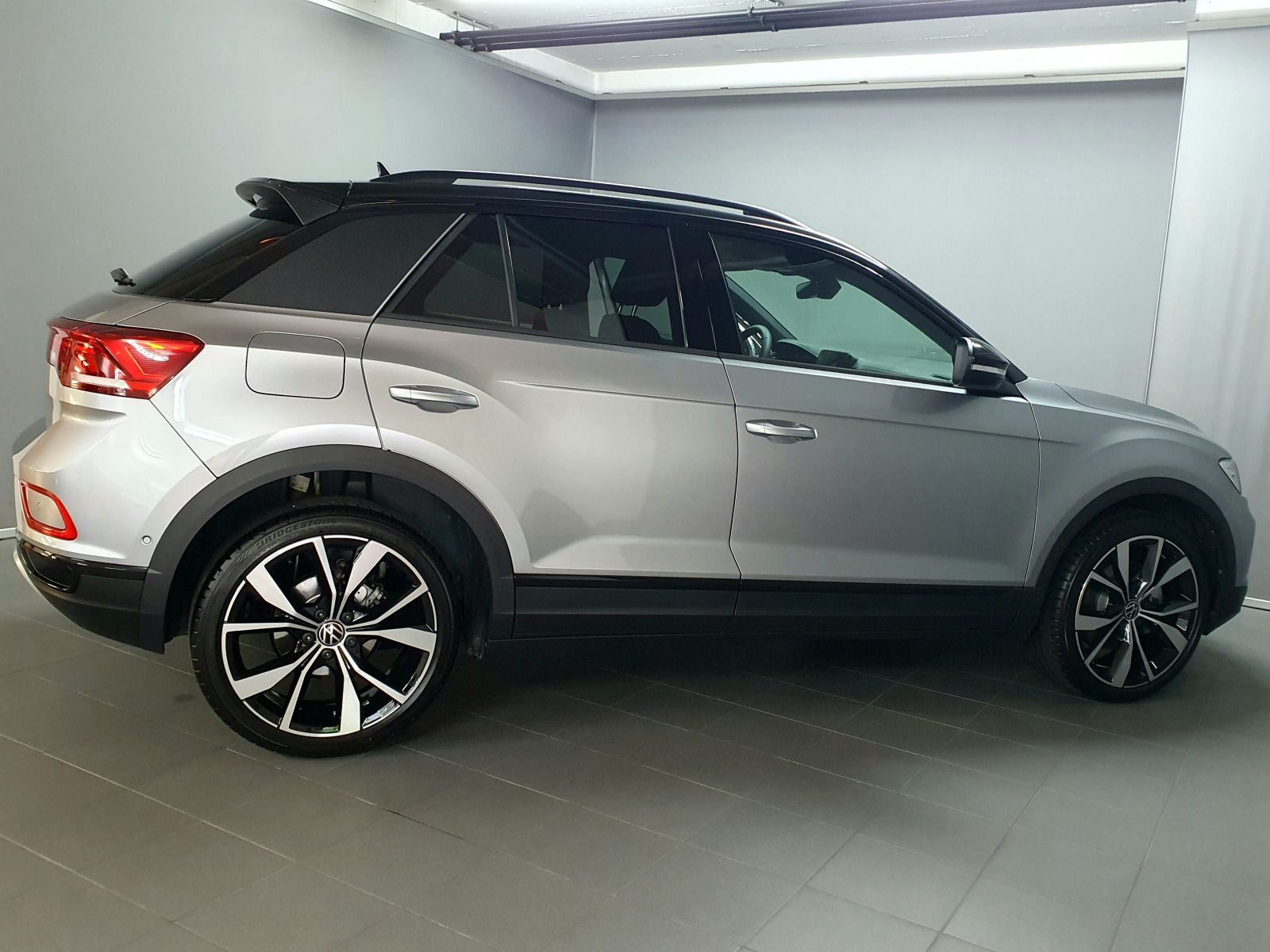 Volkswagen T-Roc Style 2.0TDI DSG AHK Pano ACC LED AppCon foto 3
