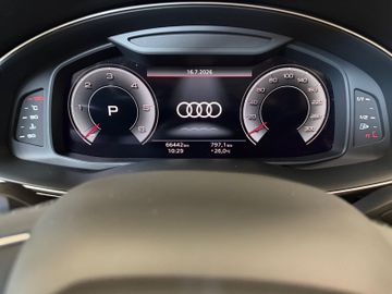Audi Q7 - 8