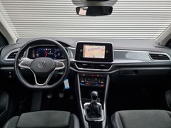 Fahrzeugabbildung Volkswagen T-ROC 1.0 TSI Style LED+ NAVI SHZ MASSAGE