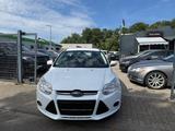 Ford Focus Lim. Trend Tuv neu 1.Jahr Garantie - Ford Focus: Limousine