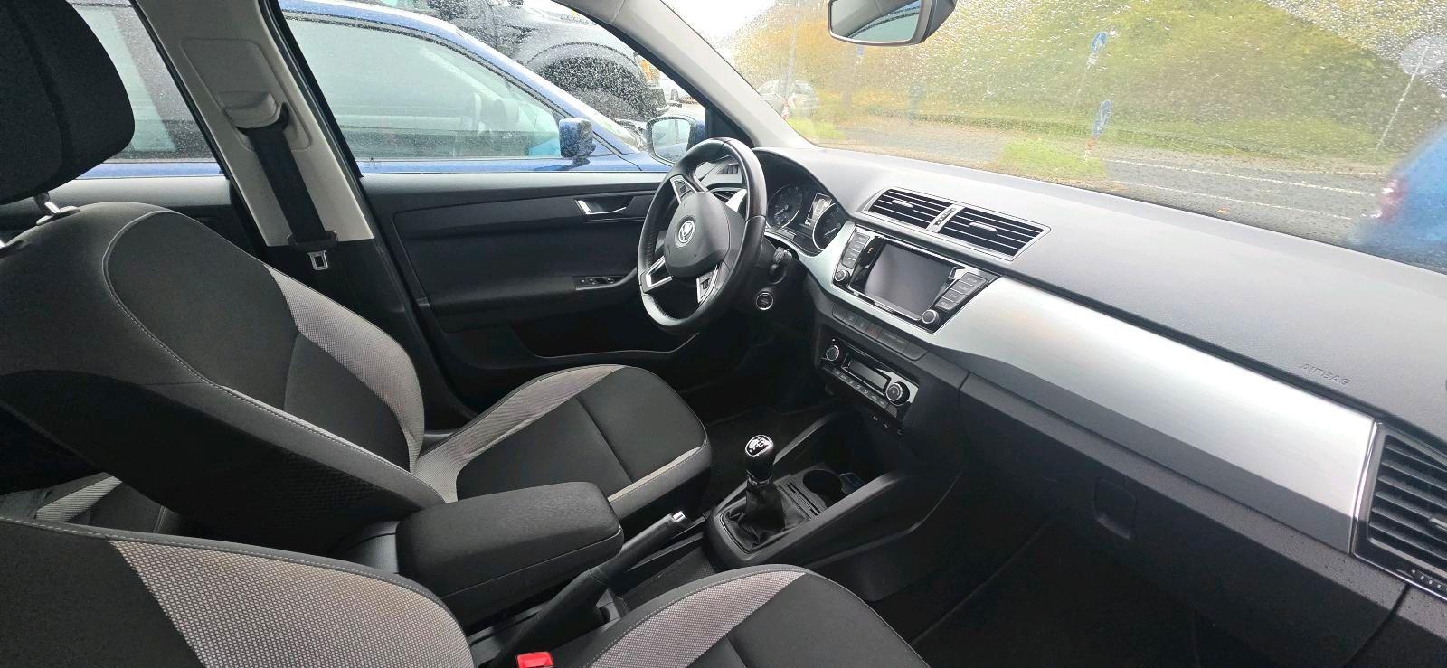 Skoda Fabia 2015 — photo 12