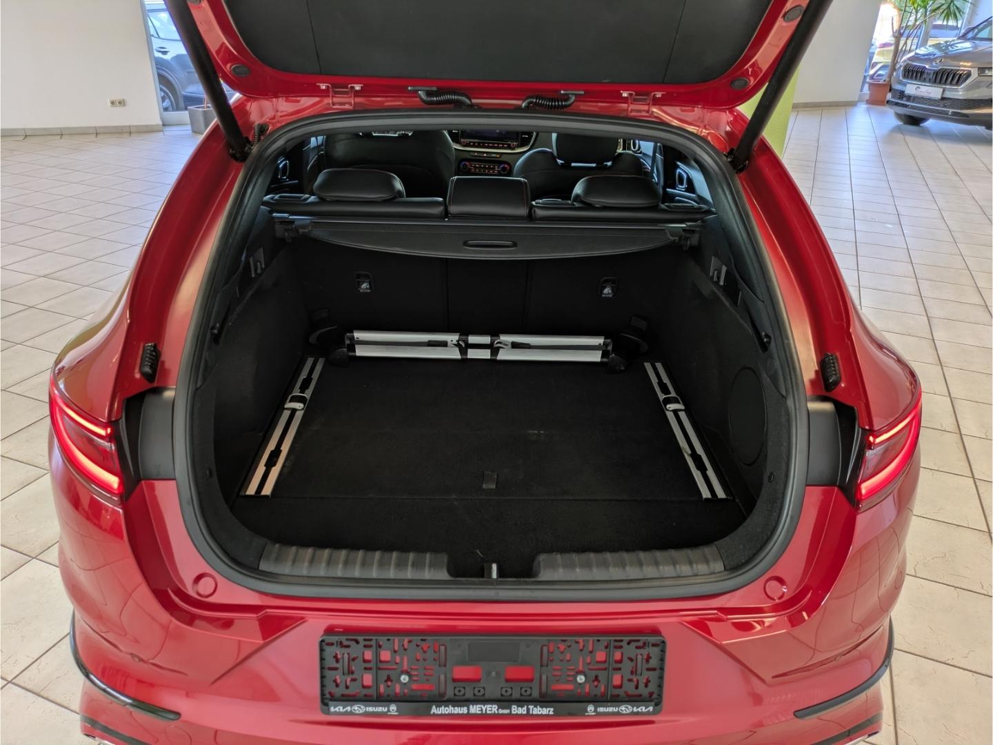 Kia ProCeed 1.6 GT+Navi+LED+SHZ hinten+Kamera+