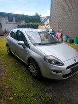 Fiat Punto erst *18.000 km* - Fiat Punto mit Benzin-Antrieb: Automatik