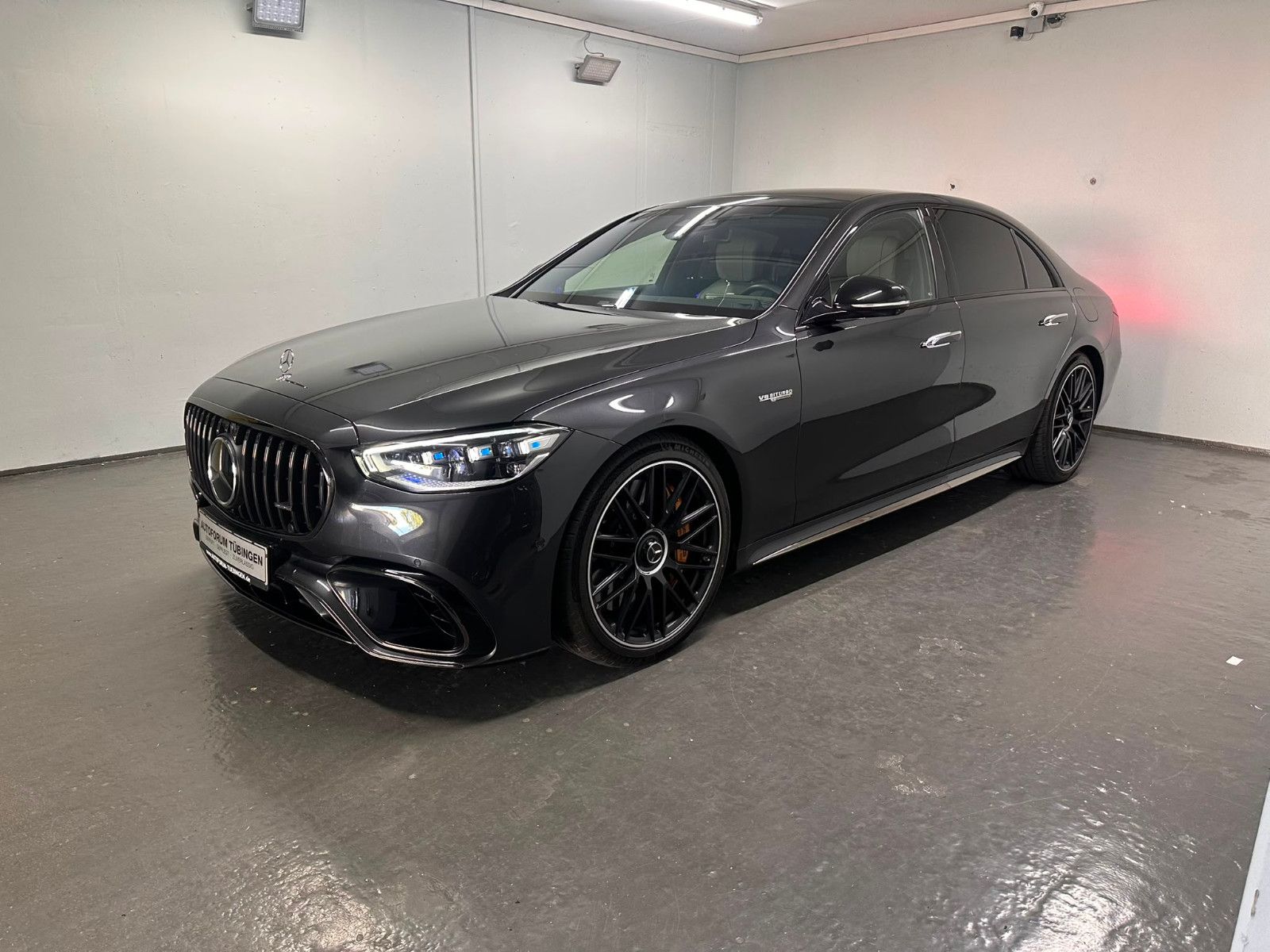 Fahrzeugabbildung Mercedes-Benz S 63 E Performance L *KERAMIK*TV*PANO*MASSAGE*