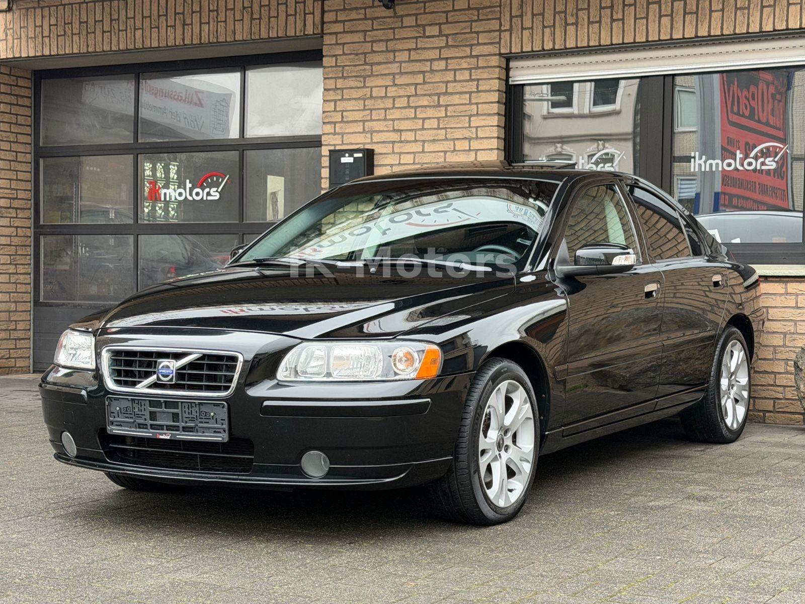 Volvo S60 Limousine D5 Edition | Navi | Glasdach | Alu