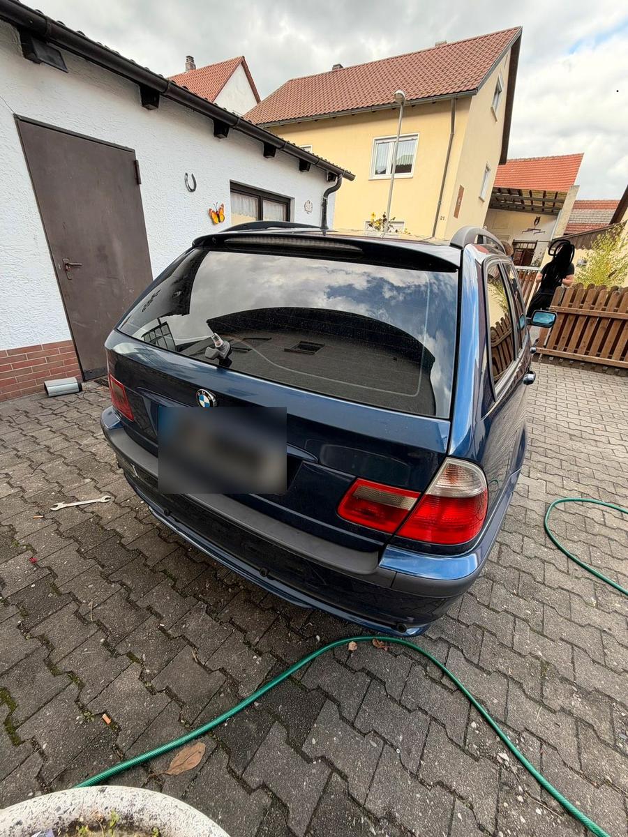 BMW 320 2004 — двигун 150 HP (110kW)