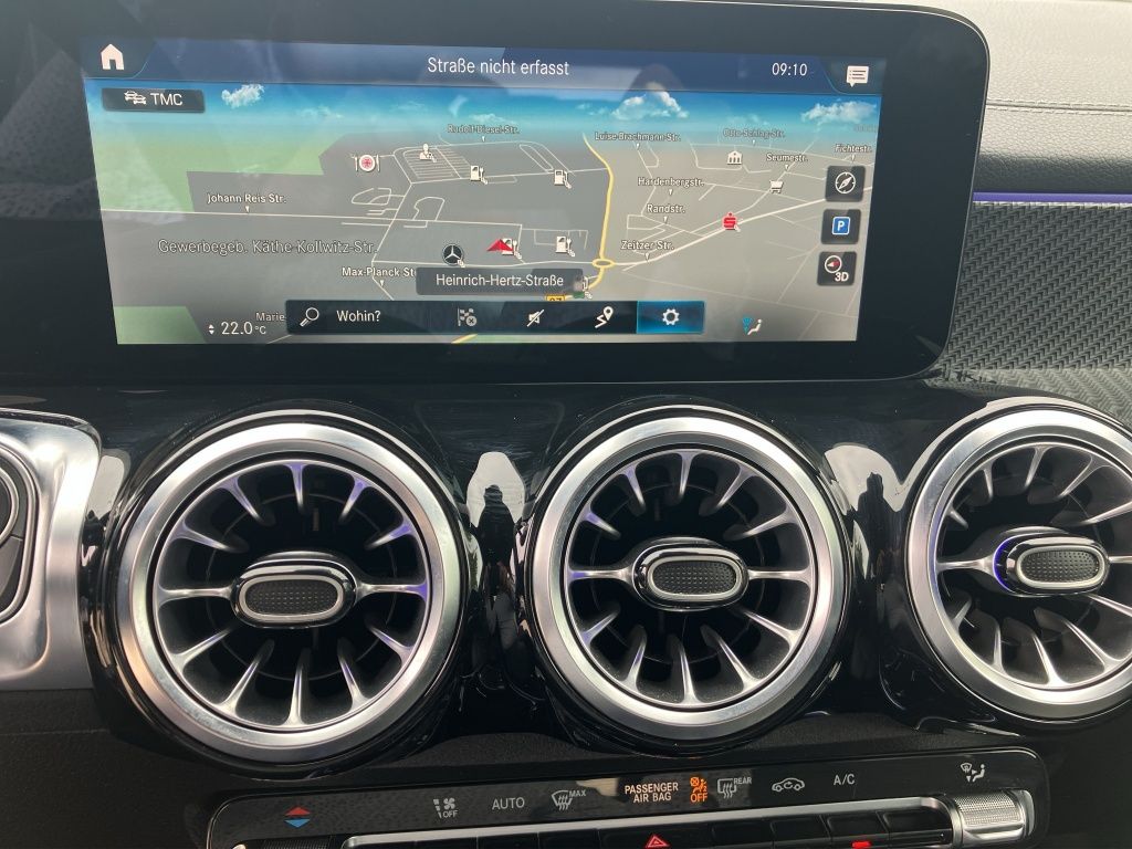 Fahrzeugabbildung Mercedes-Benz GLB 250 4MATIC AMG*Night*Distr*Navi*Sitzkl.*360°