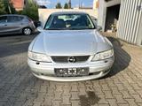 Opel Vectra 1.6 16V Selection Comfort - Opel Vectra: C V6