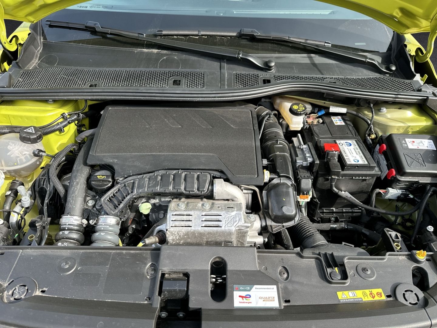 Fahrzeugabbildung Peugeot 208 Style 1.2 PureTech 100 EU6e