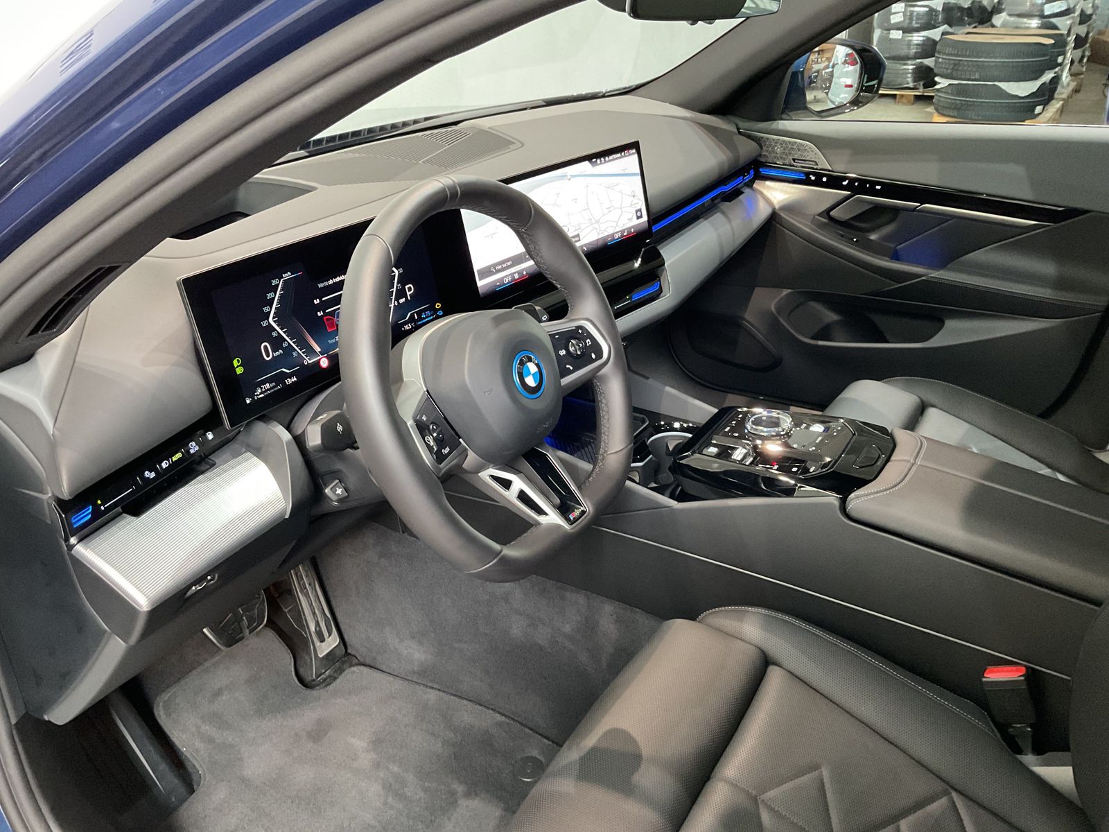 Fahrzeugabbildung BMW 530e xDrive M Sportpaket Pro Active Sitzbelüftun