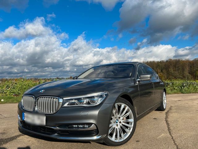 BMW 750 li xdrive Individual 540ps