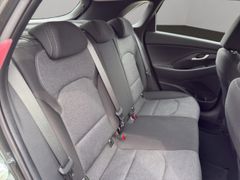 HYUNDAI i30 Apple CarPlay Android Auto Klimaautom Lenkra