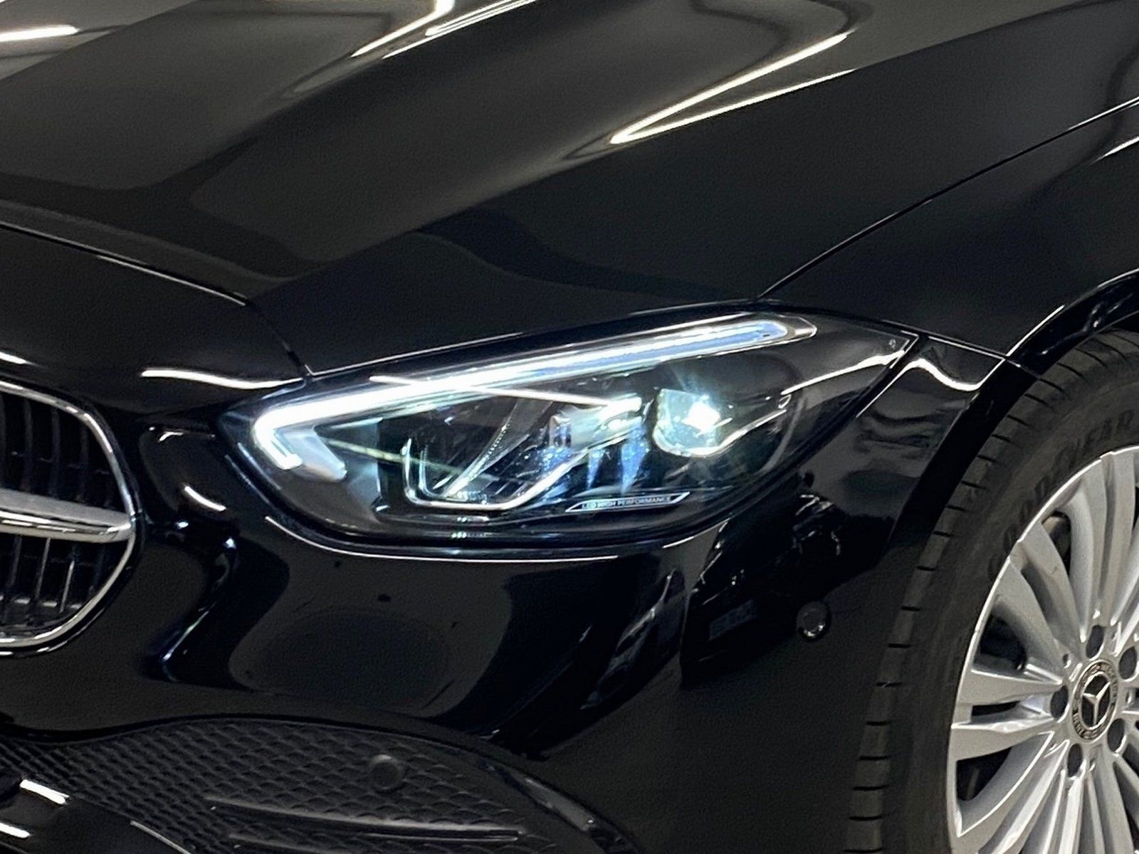 Fahrzeugabbildung Mercedes-Benz C 180 T Avantgarde*STDHZG*Totwink*LED*Kamera*