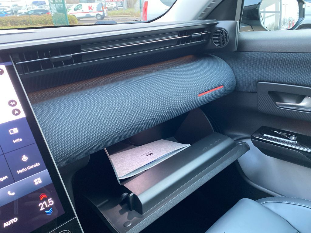 Fahrzeugabbildung Citroën C5 Aircross Hybrid Automatik 145 MAX *Allwetterr