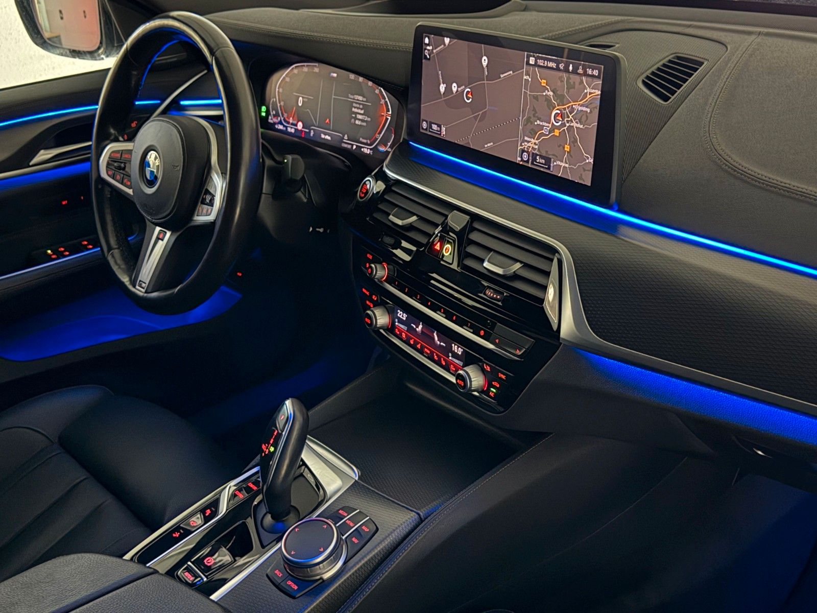 Fahrzeugabbildung BMW 630d GT xDrive M SPORT/LASER/HuD/PANO/AHK/STHZ