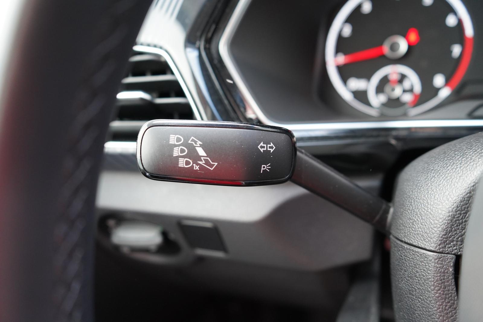 Volkswagen T-Cross 1.0 R-Line LED ACC Totwinkel App-Connect