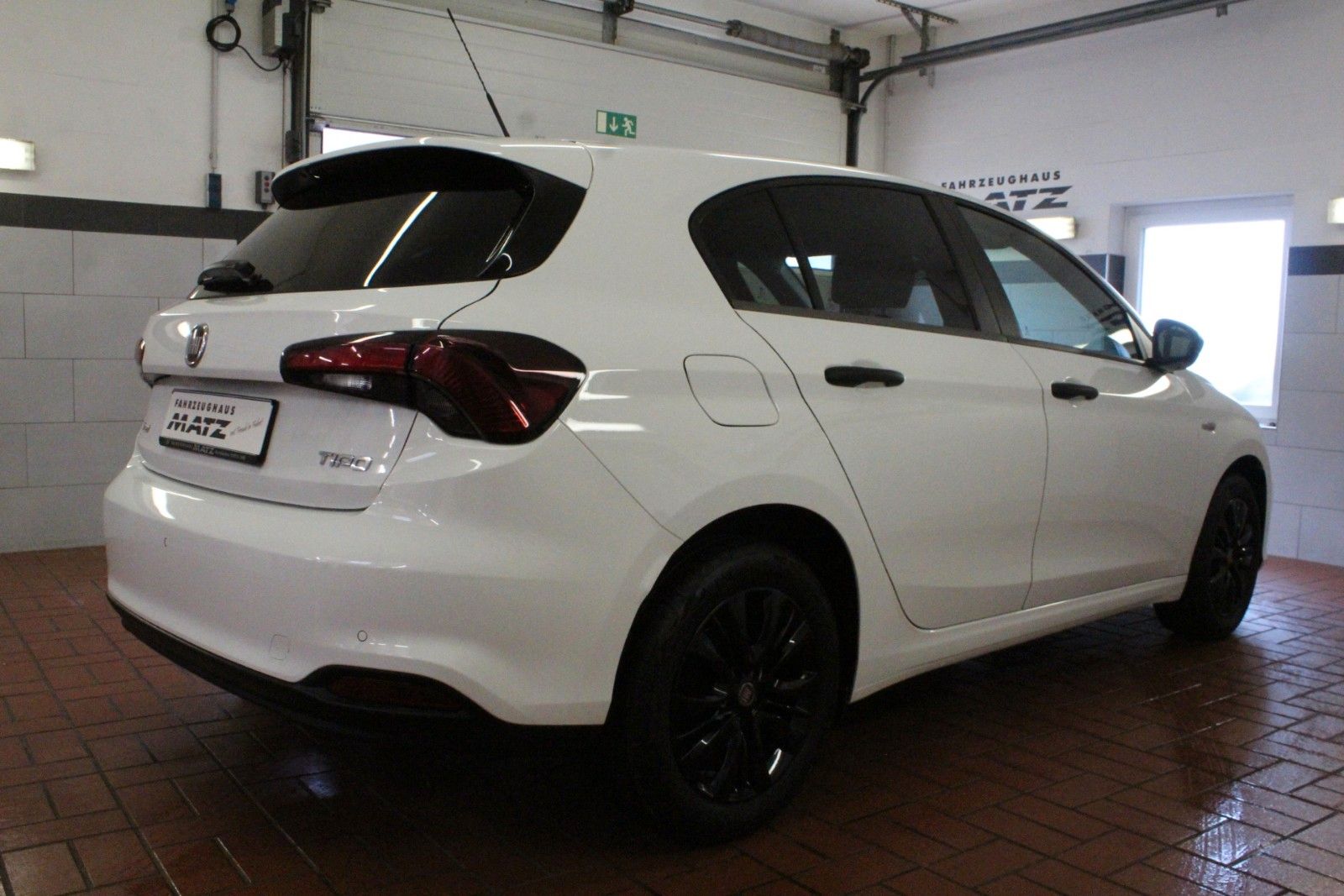 Fahrzeugabbildung Fiat Tipo 1.4   16V Street*5 Türer