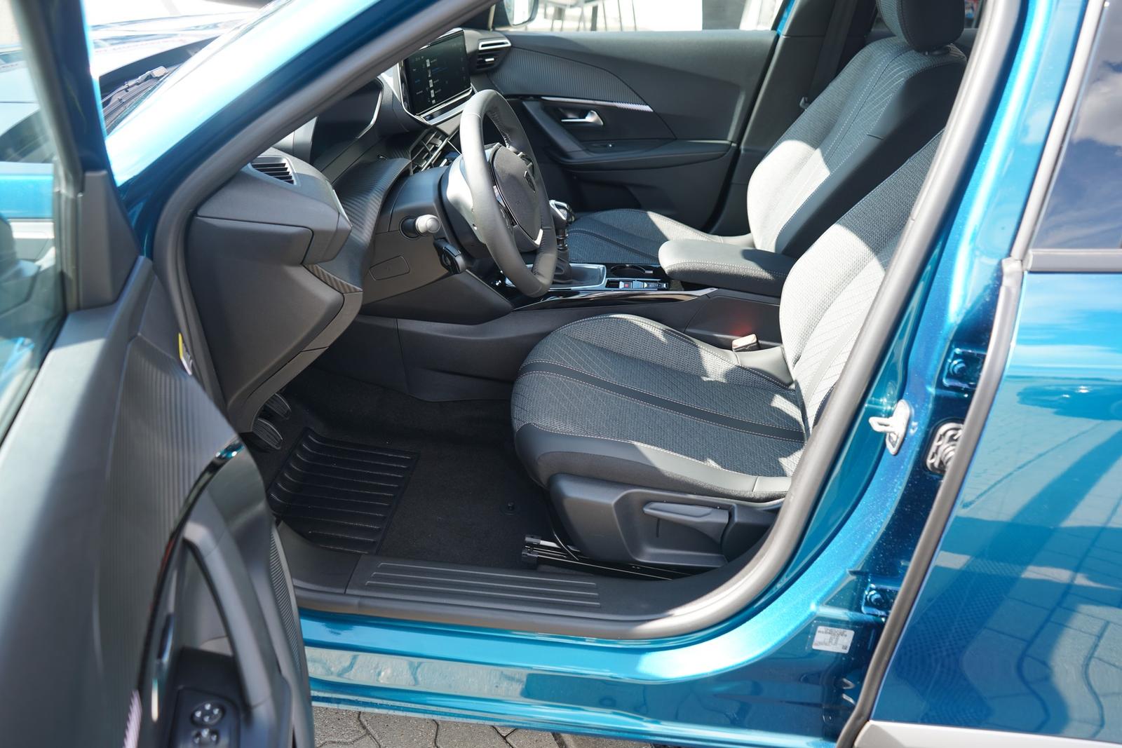 Peugeot 2008 1.2 PureTech LED Navi Tempomat