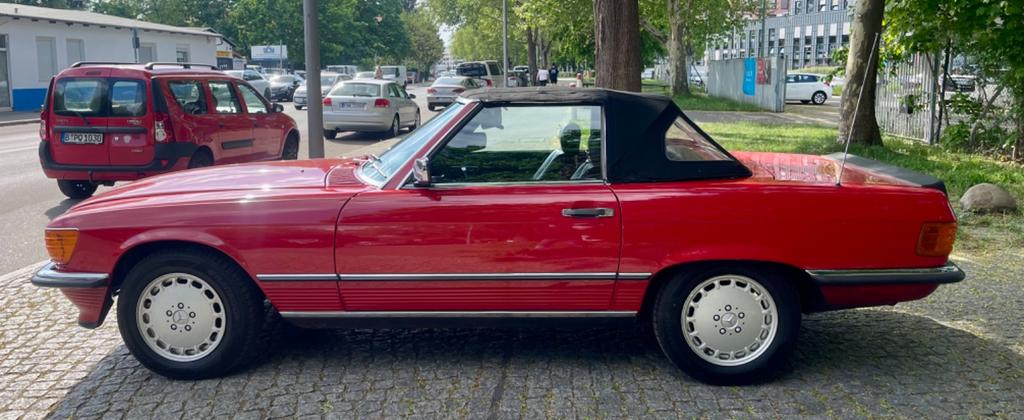 Mercedes-Benz SL 300