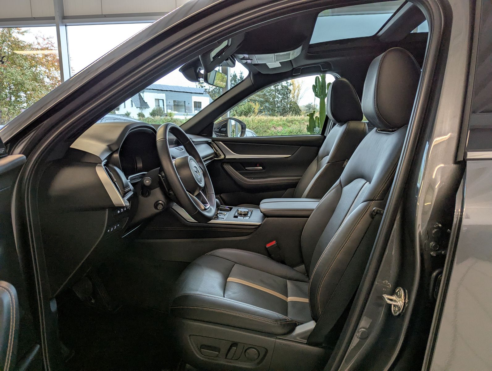 MAZDA CX-80 3.3L E-SKYACTIV D 254 HOMURA+ 7-Sitze Pano - Image 12