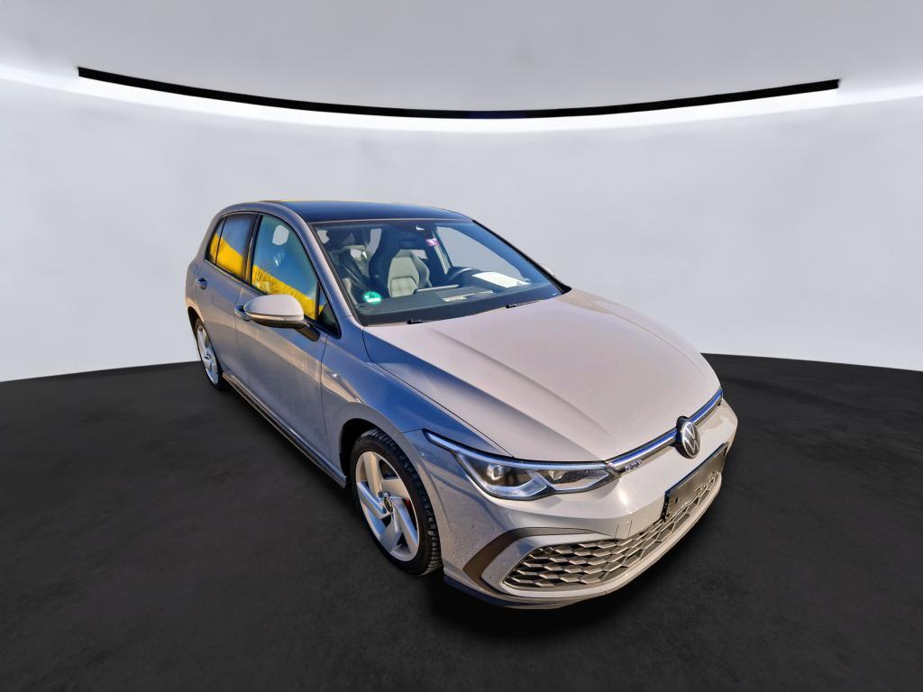 Volkswagen Golf VIII Lim. GTE eHybrid AHK