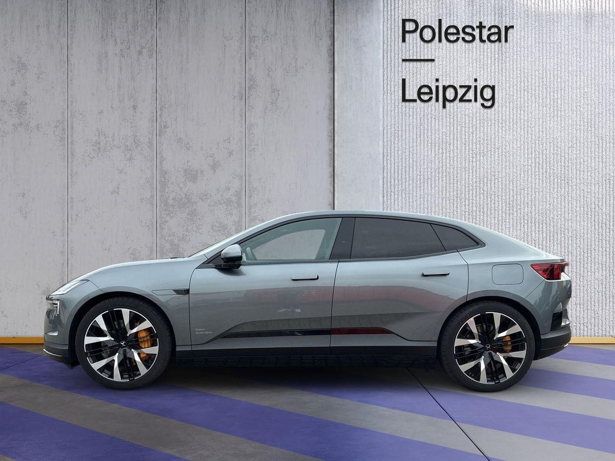 Polestar 4 Long Range Dual 400 kW PERFORMANCE HUD H&K 22" imagem 2