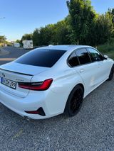 BMW 320d Sport Line Automatic / Head-Up  - BMW 320: 320d Automatic