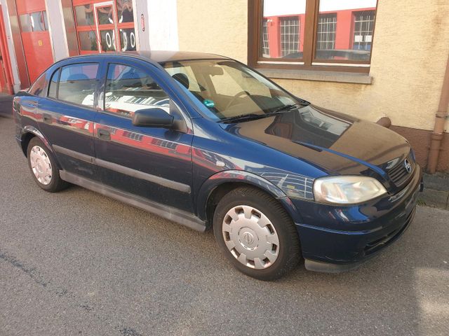 Opel Astra 1.6 Benziner