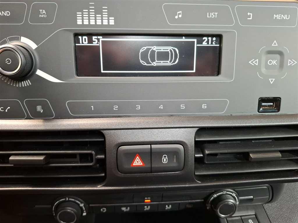 Peugeot Partner Kasten Premium 1.5 BlueHDI L2 Sortimo