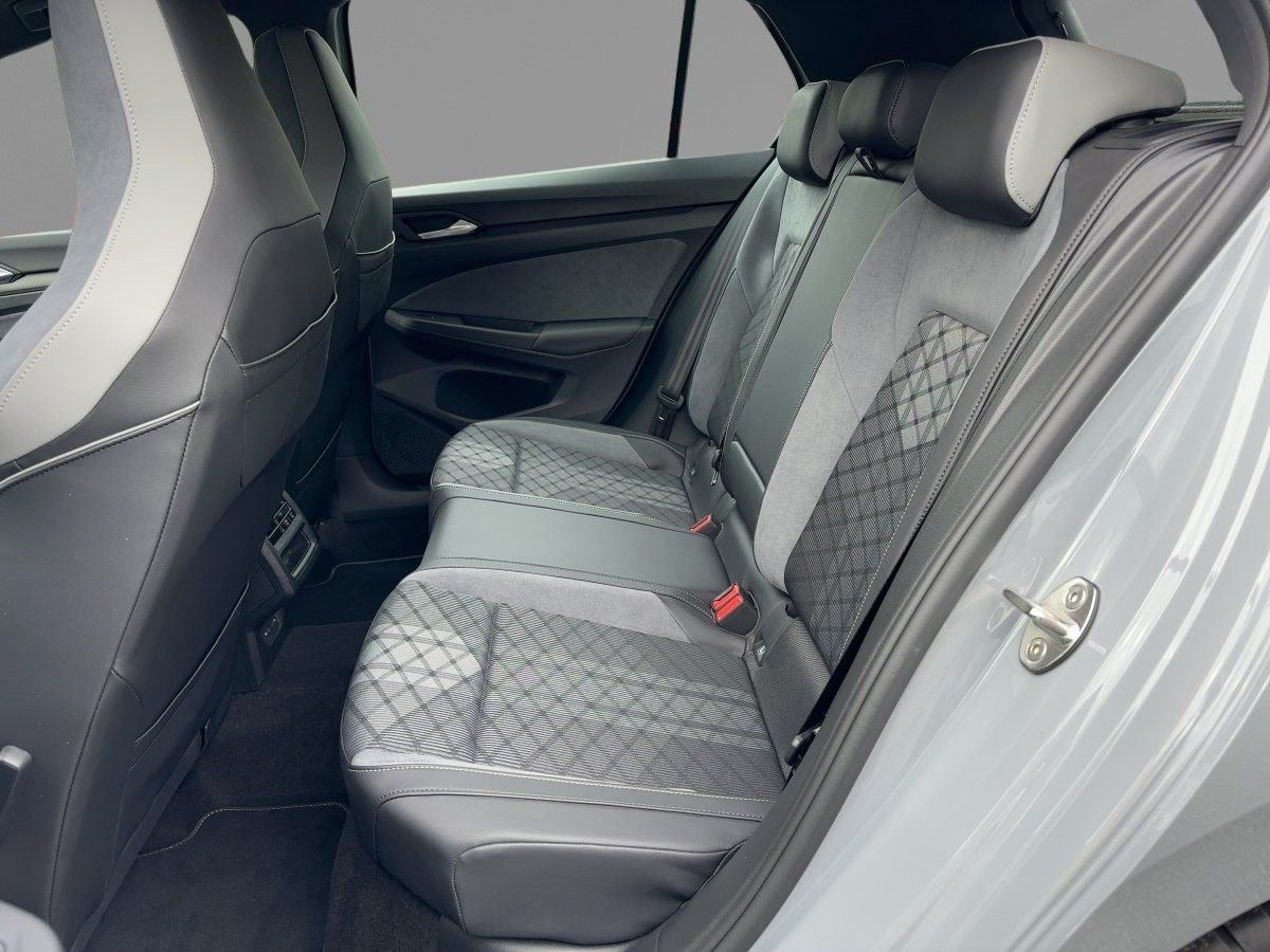 Volkswagen Golf - Bild 8