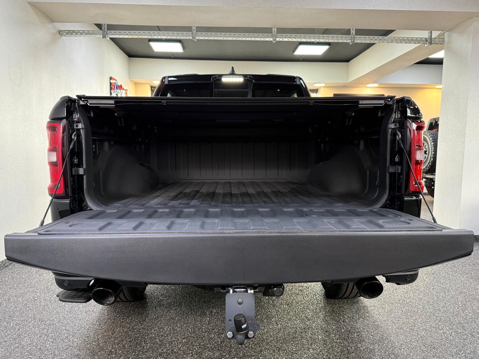 Fahrzeugabbildung Dodge RAM LARAMIE HURRICANE 3.0L-