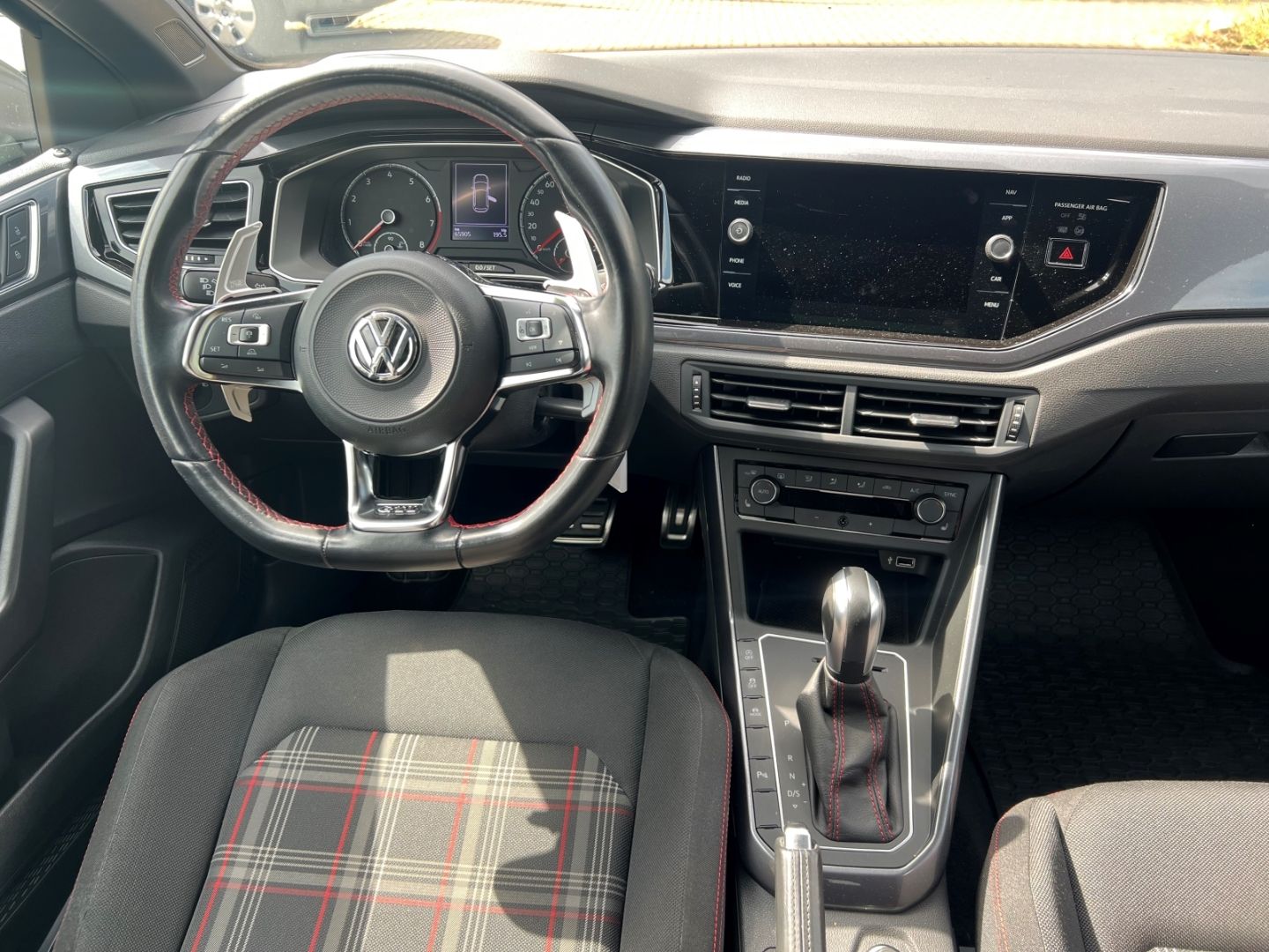Fahrzeugabbildung Volkswagen Polo VI GTI Navi Soundsystem LED Dyn. Kurvenlich