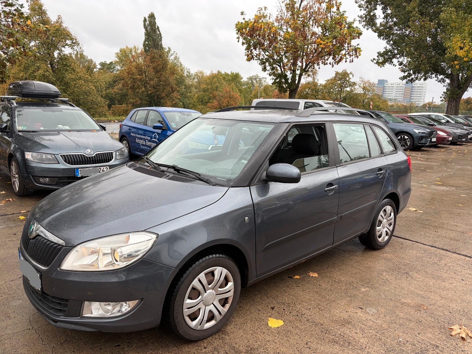 Skoda Fabia 2012 — interior
