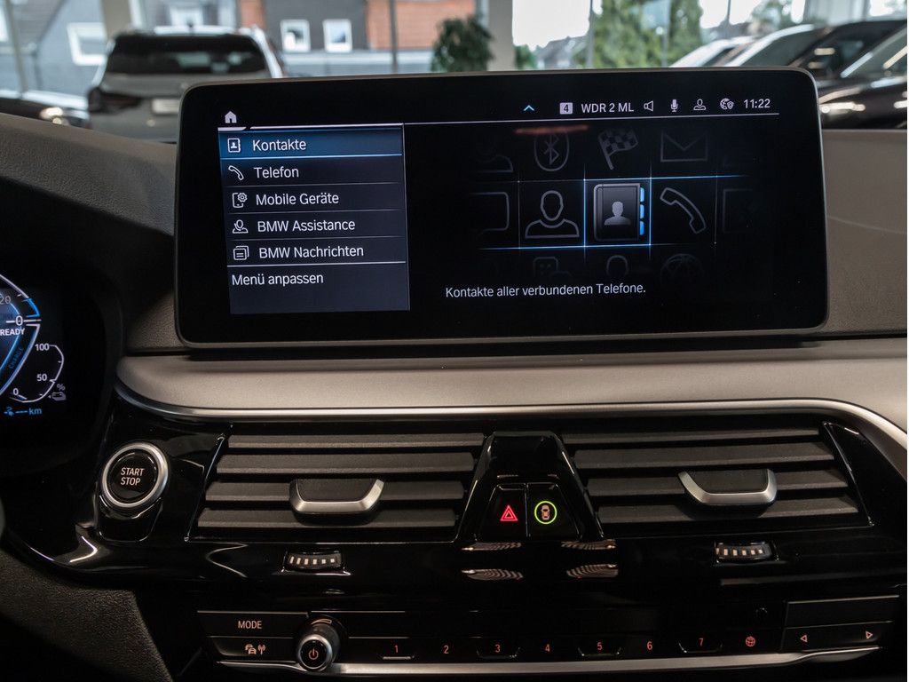 BMW 530e Touring AHK LED ACC NAVI KAMERA SHZ PDC foto 17