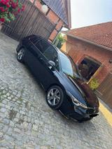 Volkswagen Golf 2.0 TSI OPF 140kW DSG R-Line Variant R-Line