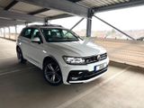 Volkswagen Tiguan 2.0 TDI R-Line 1HAND*NAVI*ACC*PANO*LED*BT - VW Tiguan Gebrauchtwagen in Mainz