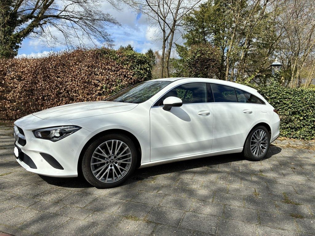 Image of Mercedes-Benz CLA 180 Shooting Brake