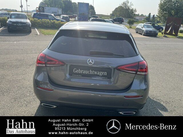 Fahrzeugabbildung Mercedes-Benz A 200 PROGRESSIVE/NIGHT/LED/PTS/NAVI/SHZ/18ZOLL