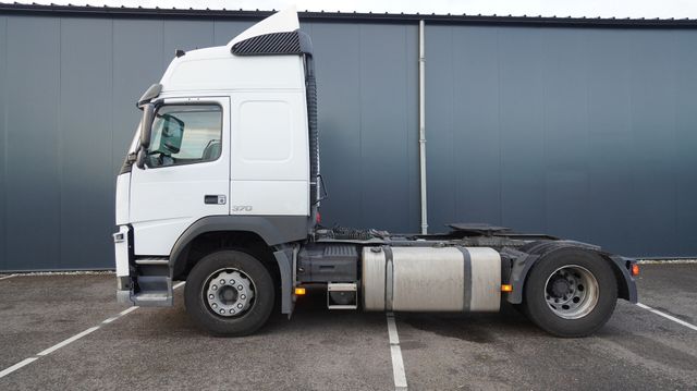 Volvo FM 370 EURO 6 567.000KM TRS GENERATOR