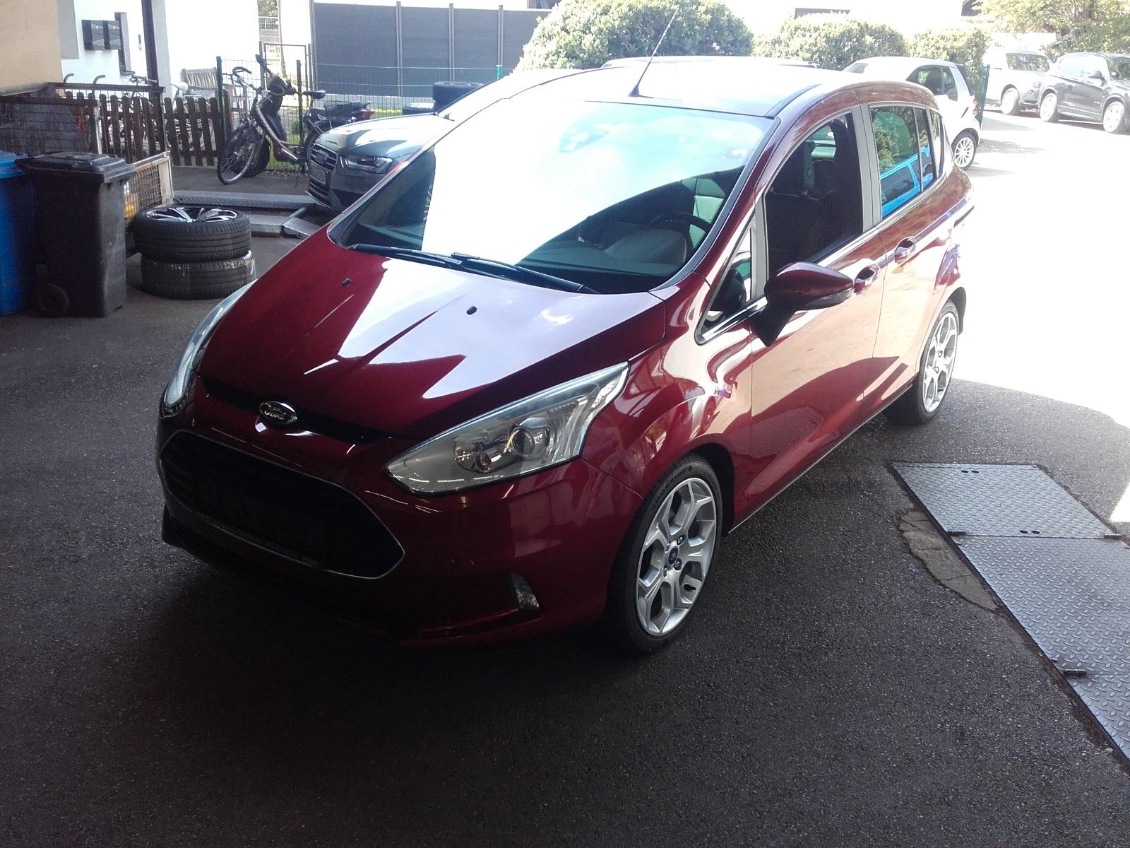 FORD B-Max